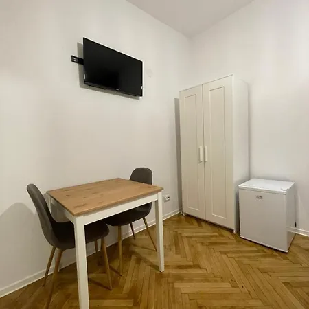 Schei Central Studios In The Heart Of בראשוב מראה חיצוני תמונה