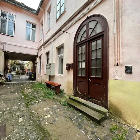 Schei Central Studios In The Heart Of בראשוב מראה חיצוני תמונה